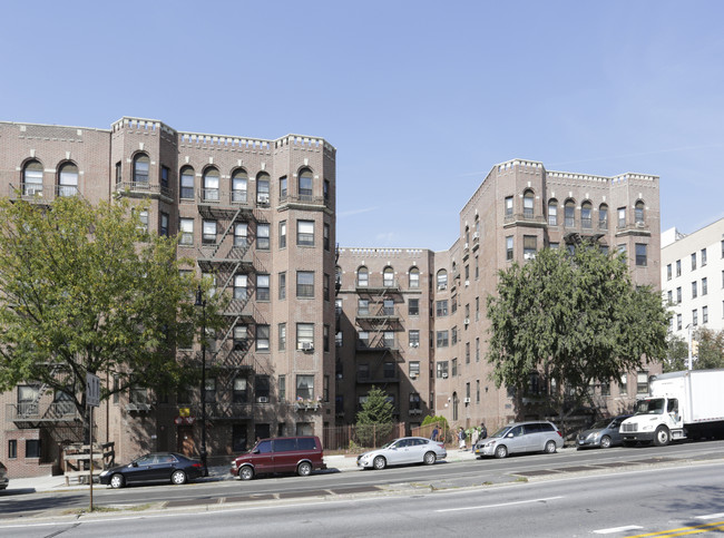 1425 Grand Concourse in Bronx, NY - Building Photo - Building Photo