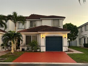 11462 NW 48th Terrace in Doral, FL - Building Photo - Building Photo