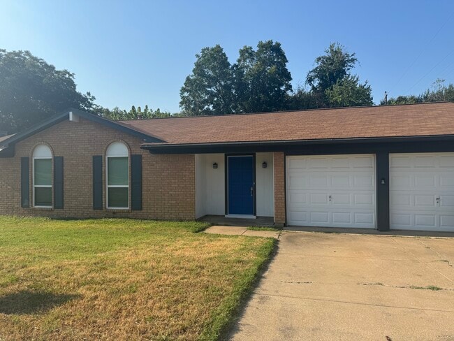 property at 1720 Richmond Dr