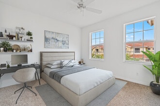 The Enclave at St. Lucie West in Port St. Lucie, FL - Foto de edificio - Building Photo