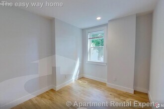 136 Highland Ave in Somerville, MA - Building Photo - Building Photo