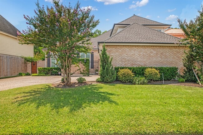 1246 Trace Dr