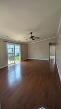 1643 Chestnut Dr in Crown Point, IN - Foto de edificio - Building Photo
