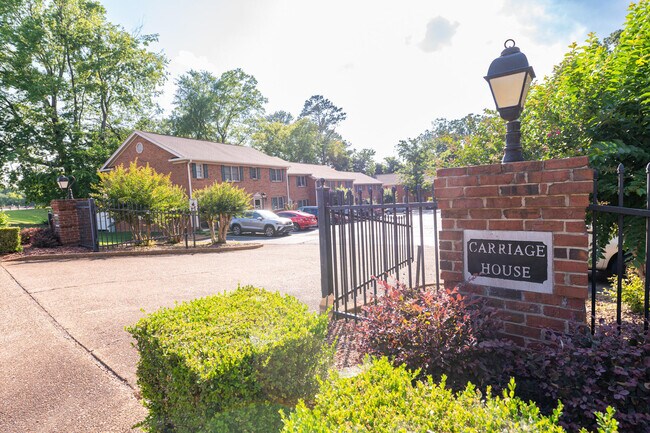 315 McBrien Rd in Chattanooga, TN - Building Photo - Building Photo