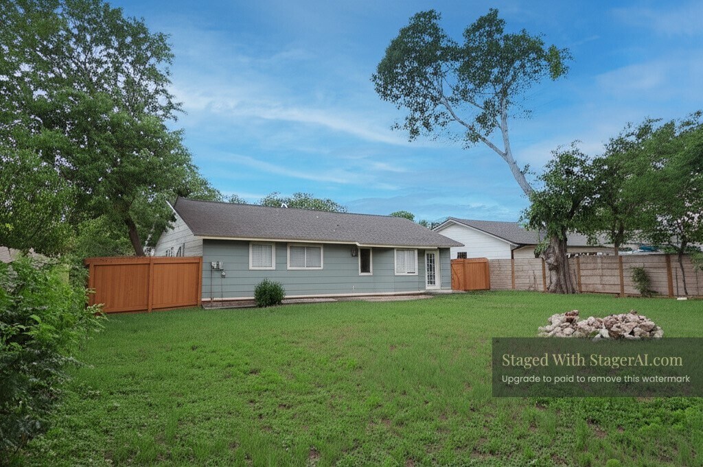 1704 Cherry Orchard Dr in Austin, TX - Building Photo