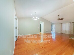 106 Setters Ct in Mauldin, SC - Building Photo - Building Photo