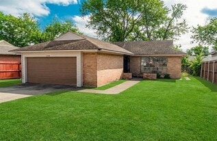 1246 Brookmere Dr in Dallas, TX - Building Photo