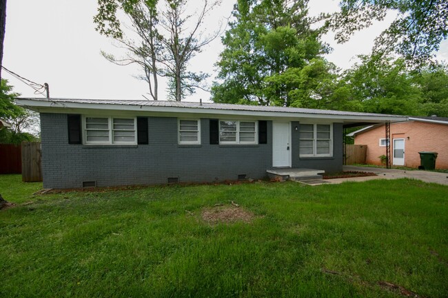 4736 Bluehaven Dr NW in Huntsville, AL - Building Photo - Building Photo