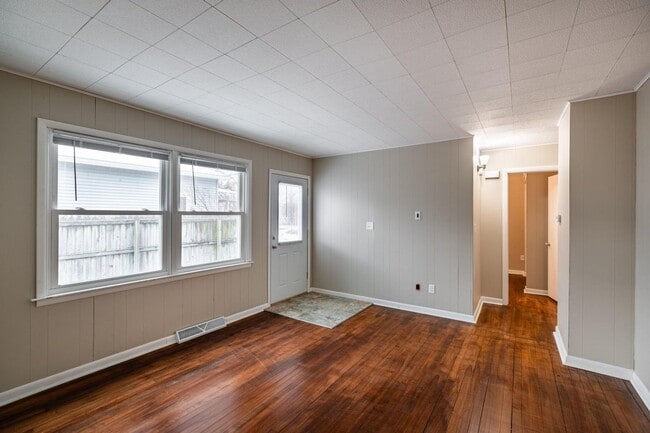 property at 1019 Redfield St