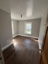 523 Gage St in Akron, OH - Building Photo - Building Photo