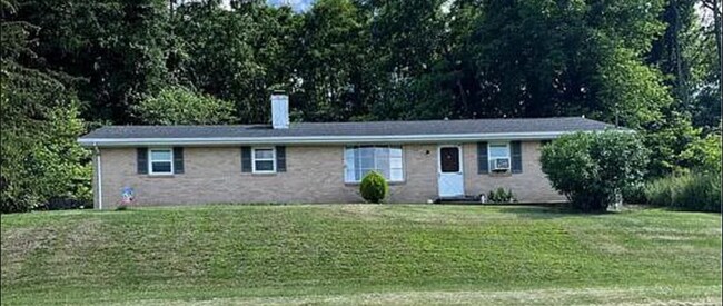 434 Oldt Rd in Breinigsville, PA - Building Photo - Building Photo