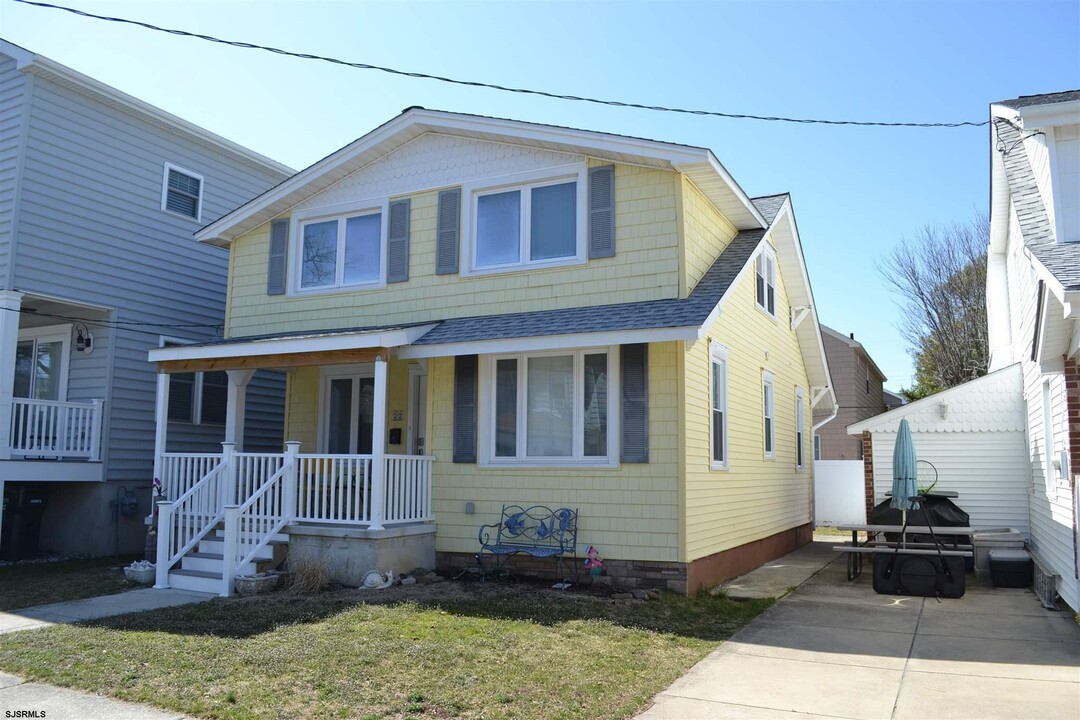 22 N Buffalo Ave in Ventnor City, NJ - Building Photo