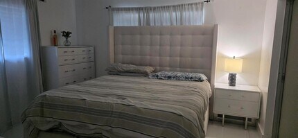 896 SW 64th Ter, Unit 896 in North Lauderdale, FL - Foto de edificio - Building Photo