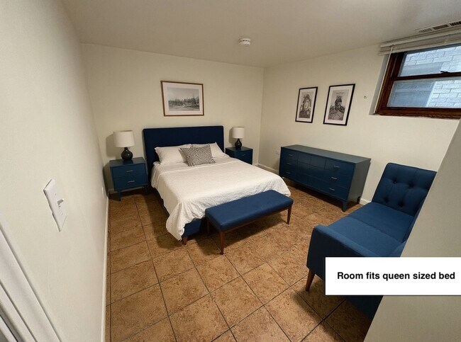 2820 N Hamlin Ave in Chicago, IL - Foto de edificio - Building Photo