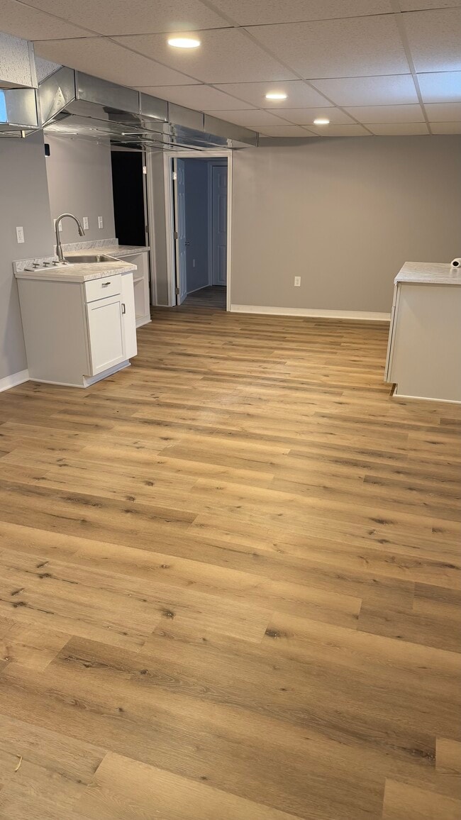 1548 Wolff St, Unit Lower efficiency in Racine, WI - Building Photo - Building Photo