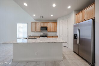 7072 W Oberlin Wy in Peoria, AZ - Building Photo - Building Photo