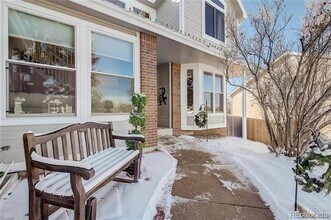 1714 Foxfield Dr in Castle Rock, CO - Foto de edificio - Building Photo