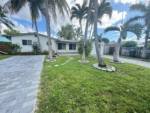 1709 SW 5th Pl in Fort Lauderdale, FL - Building Photo - Building Photo