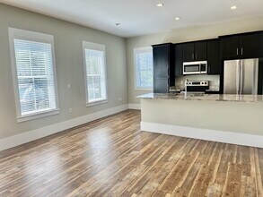 15 Promenade St in Bluffton, SC - Foto de edificio - Building Photo