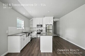 910-914 N Throckmorton St-Unit -914 in Sherman, TX - Building Photo - Building Photo