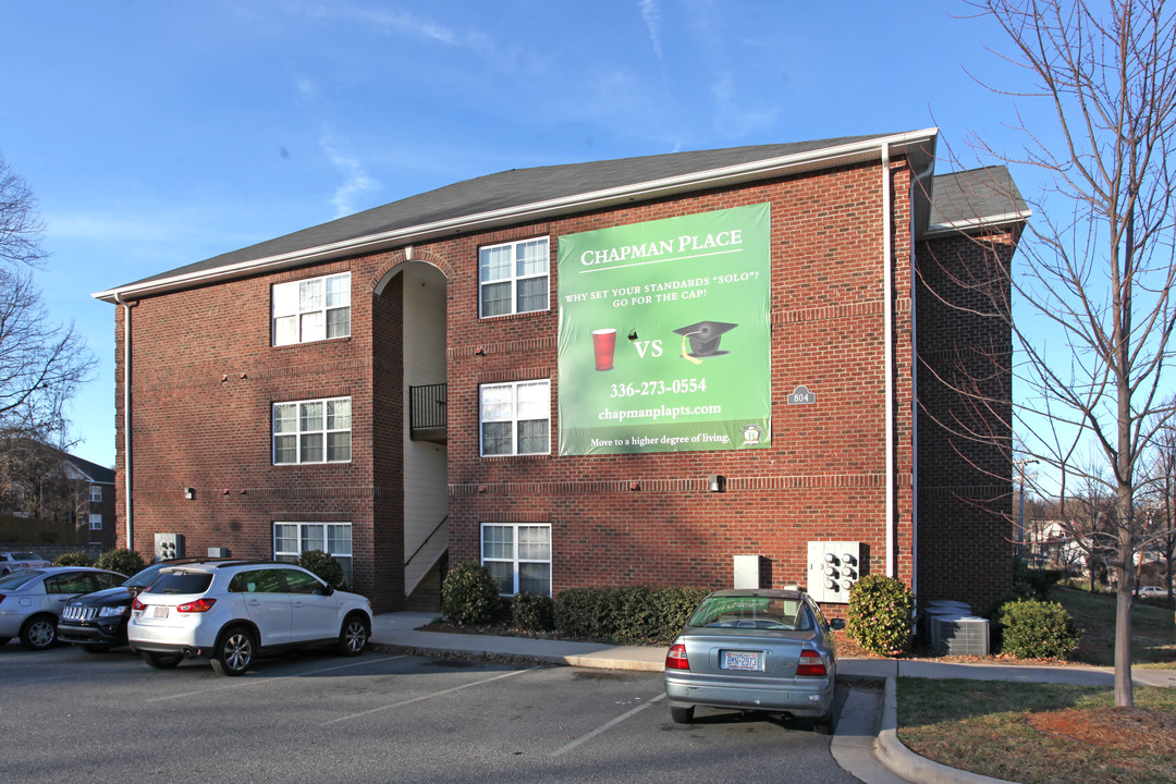 Chapman Place Apartments in Greensboro, NC - Building Photo