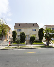 836 S Normandie Ave in Los Angeles, CA - Foto de edificio - Building Photo