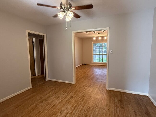 806 Linwood Dr in Victoria, TX - Building Photo - Building Photo