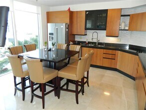 17555 Collins Ave, Unit 703 in Sunny Isles Beach, FL - Building Photo - Building Photo