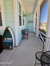 8661 Shell Sink Dr in Panama City Beach, FL - Foto de edificio - Building Photo