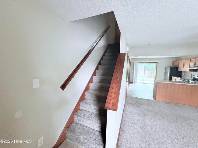 104 Pisgah Ct in Jacksonville, NC - Building Photo - Building Photo