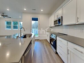 5109 Turnstone St SE in Olympia, WA - Building Photo - Building Photo