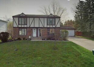 2899 Allendale Pkwy in Orchard Park, NY - Building Photo - Building Photo