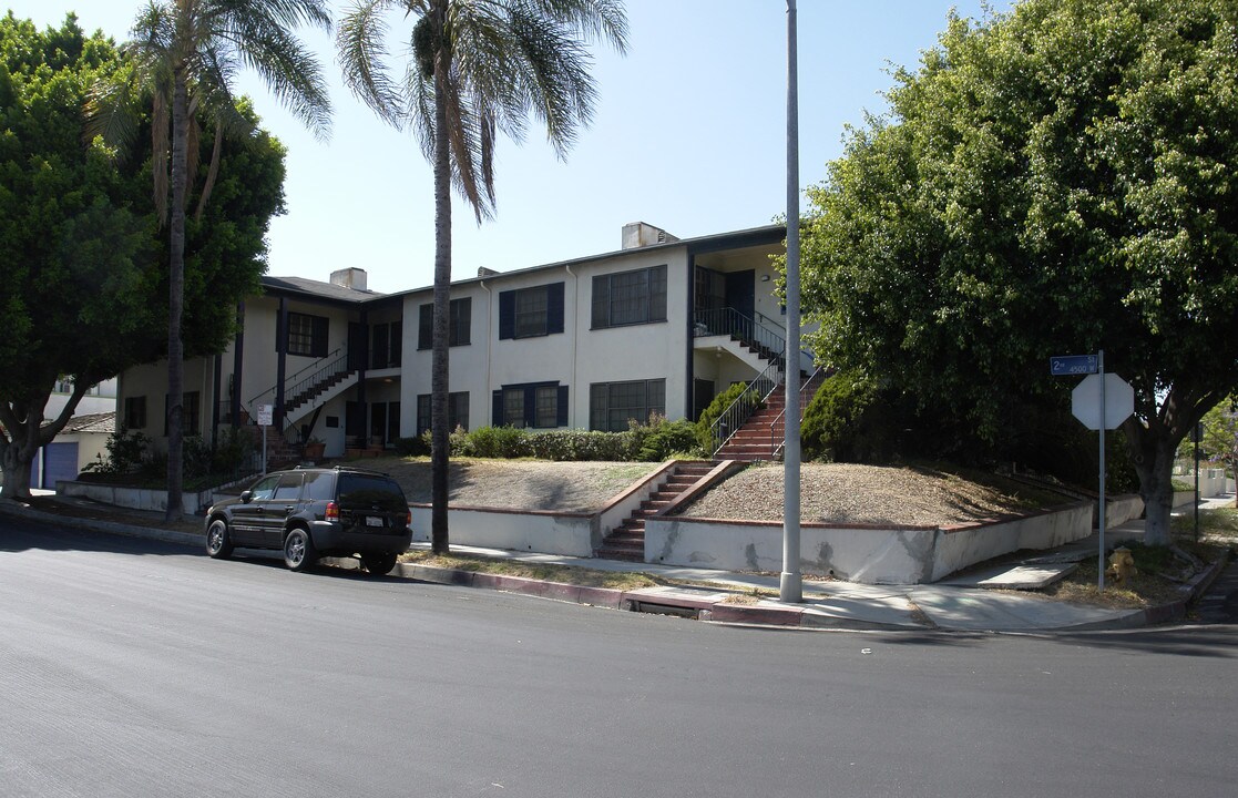 4549 W 2nd St in Los Angeles, CA - Building Photo