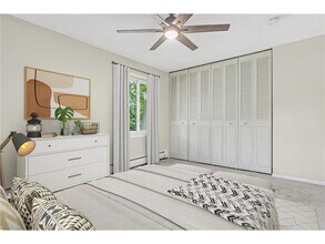 6901 Penn Ave S-Unit -202 in Minneapolis, MN - Building Photo - Building Photo