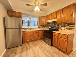742 E 58th St in Brooklyn, NY - Building Photo - Building Photo