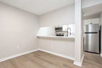 Osprey Landing in Wilmington, NC - Building Photo - Interior Photo