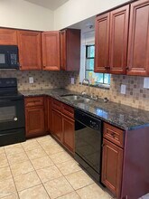 541 Santa Martia St SW in Palm Bay, FL - Building Photo - Building Photo
