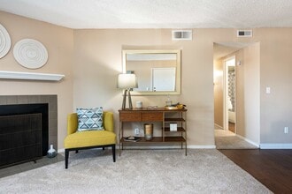 Cambrian Apartments in Aurora, CO - Building Photo - Building Photo