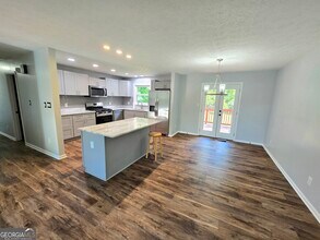 175 Beacon Dr in Fayetteville, GA - Building Photo - Building Photo