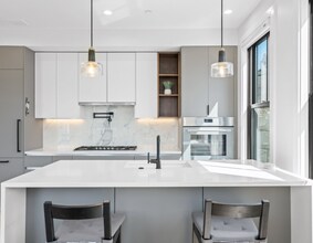 201 Washington St, Unit 2 in Boston, MA - Building Photo - Building Photo