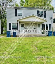 2373 E 37th St in Lorain, OH - Building Photo