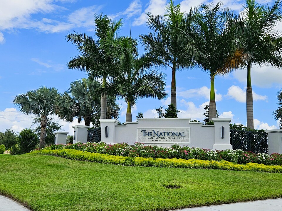 5522 Hampton Links Ct in Immokalee, FL - Building Photo