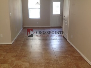 16952 Loring Ln in Lindale, TX - Building Photo - Building Photo