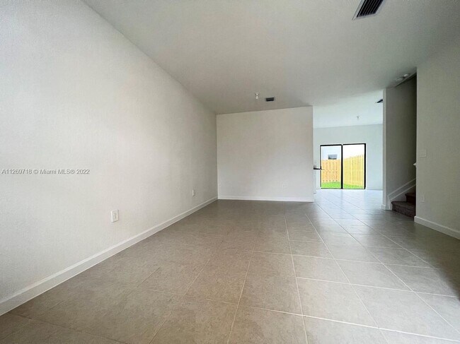 13376 SW 286th St in Homestead, FL - Building Photo - Building Photo