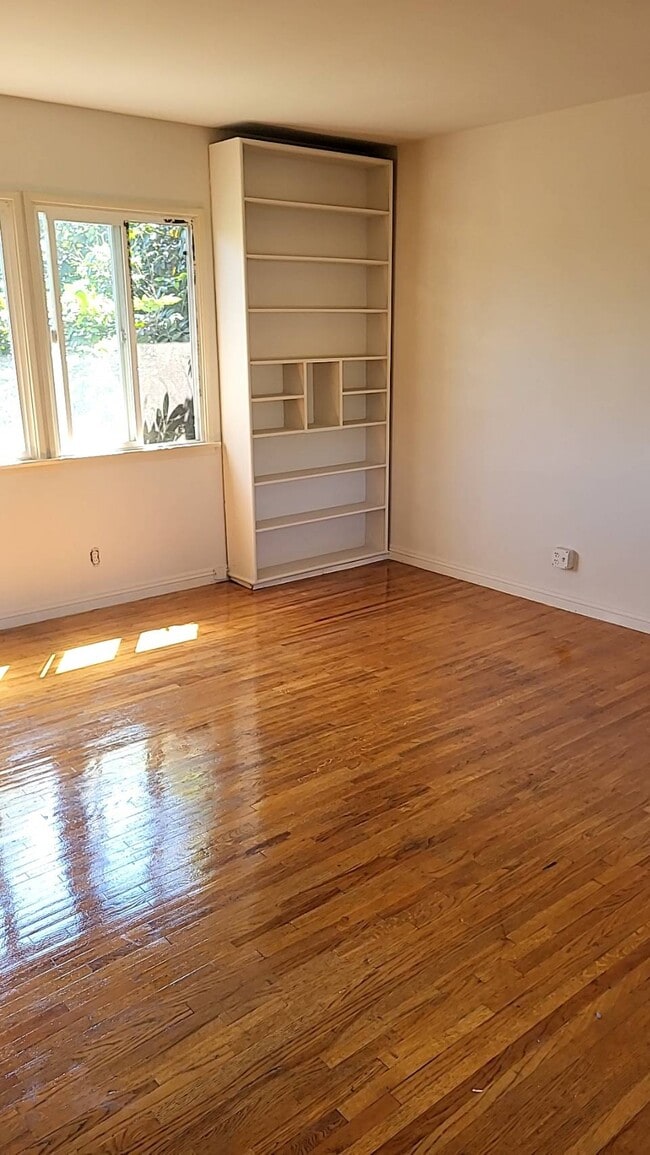 200 N Sierra Vista St, Unit #A in Monterey Park, CA - Building Photo - Building Photo