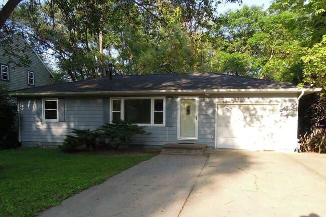 property at 807 7th Ave