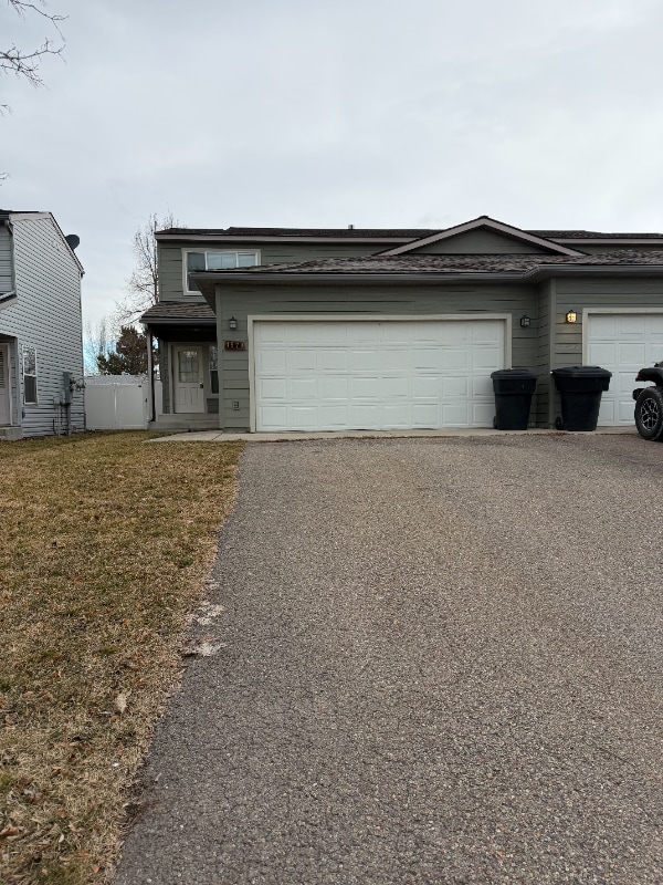 property at 1979 Greatview Dr