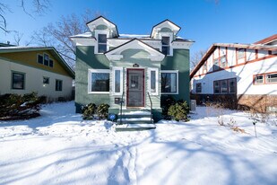 3832 18th Ave S in Minneapolis, MN - Building Photo