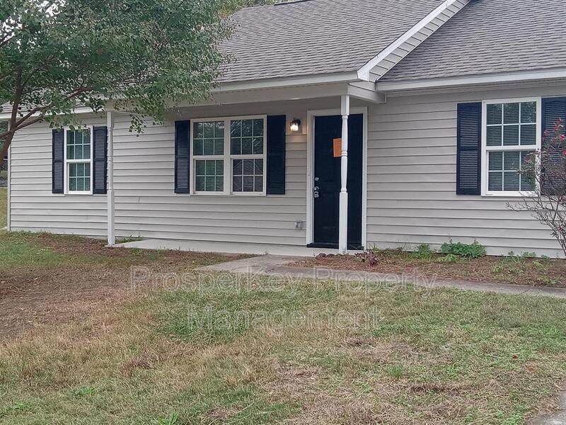 9 Hidden Valley Ct in Phenix City, AL - Building Photo