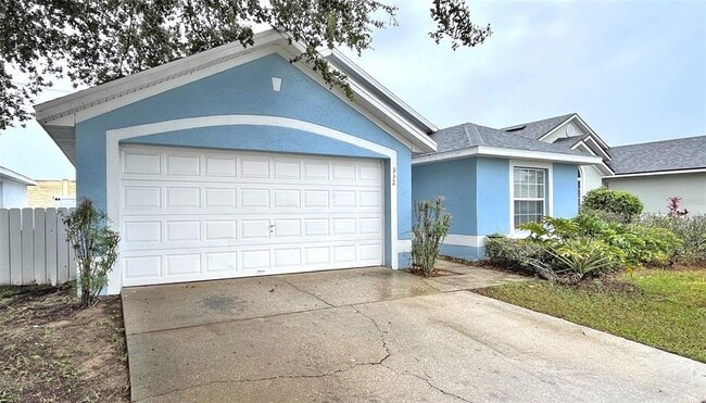 332 Cheshire Way in Davenport, FL - Foto de edificio - Building Photo